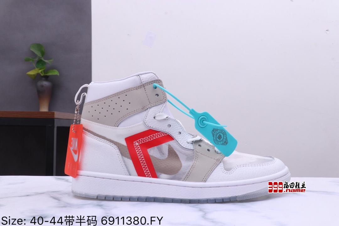 P.J.Tucker 上脚定制版Element 87 x AJ1鞋型继承 9 孔 Air Jordan 1 的经典造型货号：555088-087