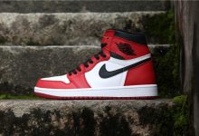 乔丹1代高帮系列 Air Jordan 1 “Chicago” 芝加哥货号：555088-101