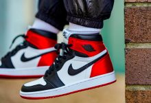 丝绸黑脚趾Air Jordan 1 Satin “Black Toe”货号：CD0461-016 实拍上脚图