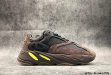 YEEZY 700 BOOST MAUVE RUNNER 货号：EE9617