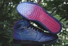 Air Jordan 1 High Zoom R2T 货号：BV0006-900 发售日期：2019 年 12 月