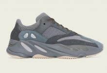 Yeezy Boost 700 “Teal Blue” 发售日期：10 月 19 日